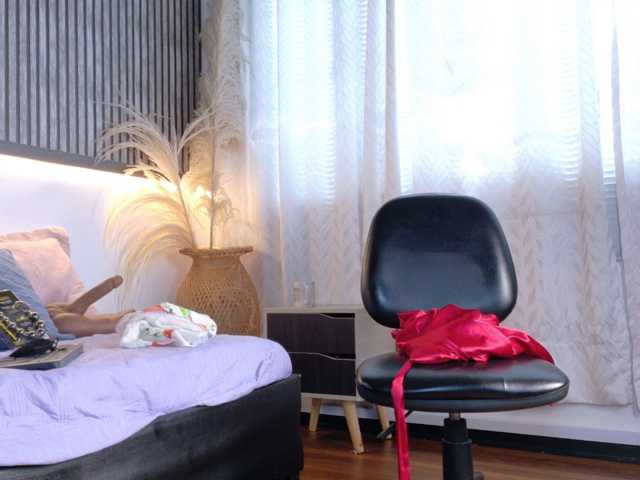 Samanta-Stonex live cam on BongaCams
