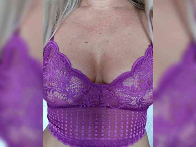Divaya webcam