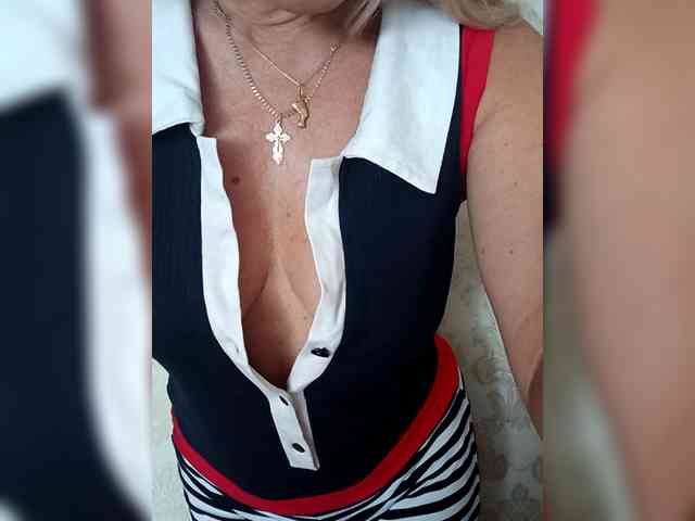 Oksiyadiva webcam