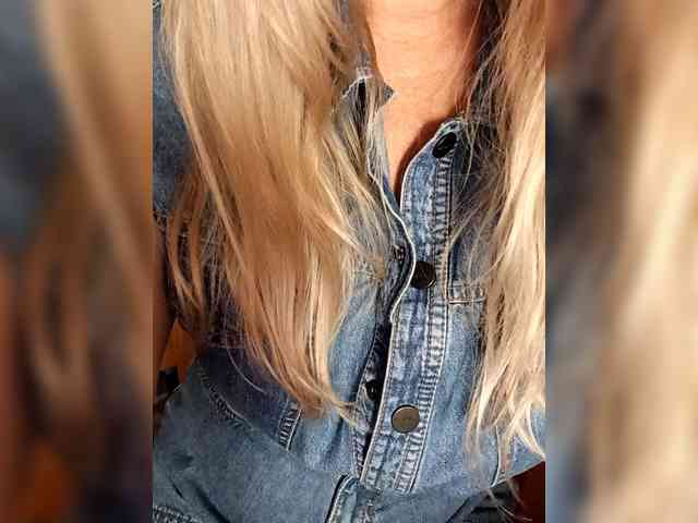 Divaya webcam