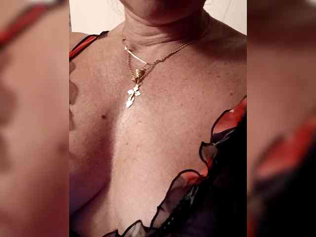 Oksiyadiva webcam