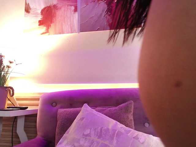 Alannah live cam on BongaCams
