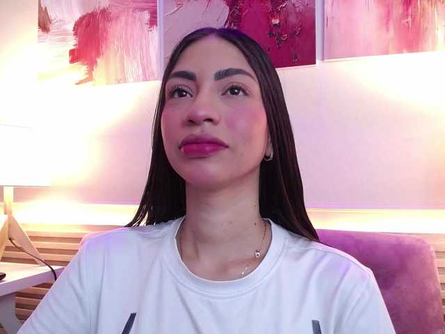 Alannah live cam on BongaCams