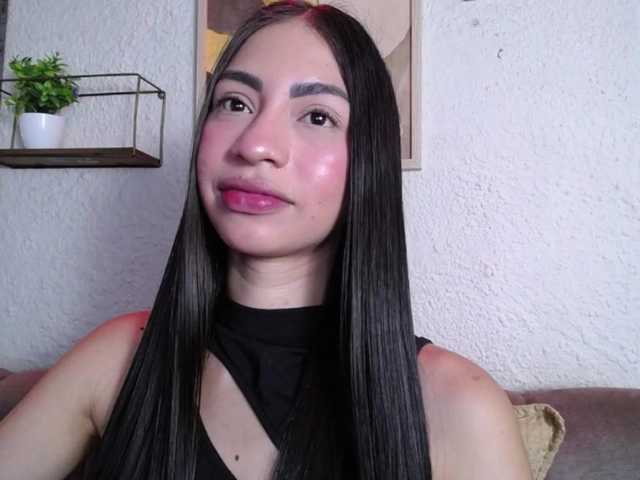 Alannah live cam on BongaCams