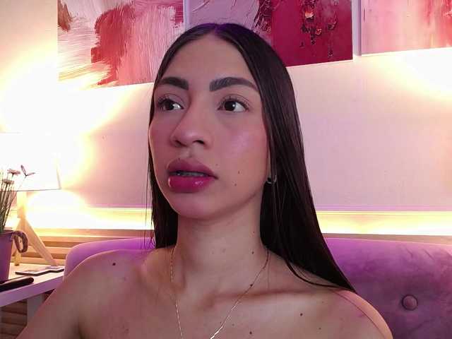 Alannah live cam on BongaCams