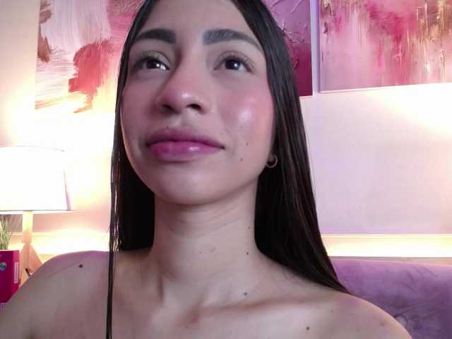 Alannah live cam on BongaCams