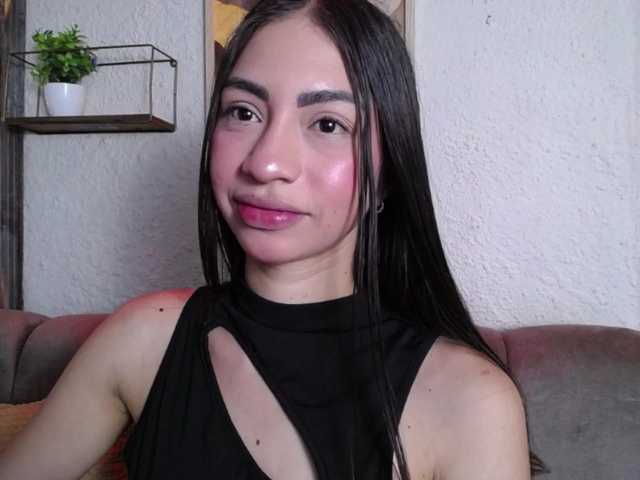 Alannah live cam on BongaCams
