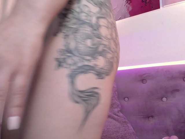 Alannah live cam on BongaCams