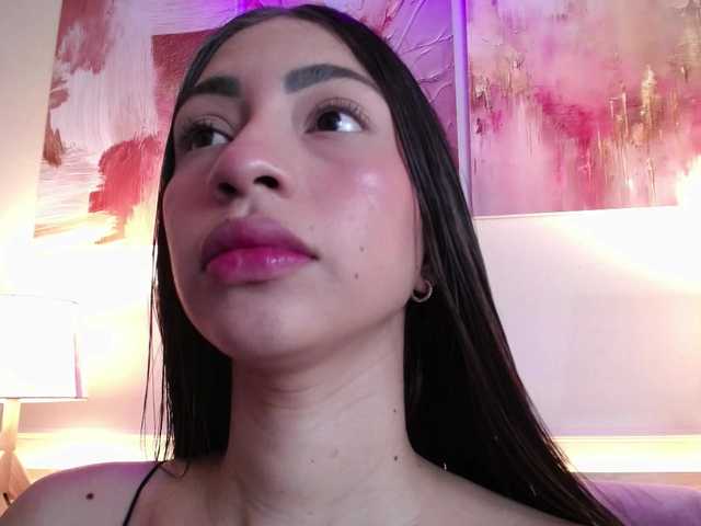 Alannah live cam on BongaCams