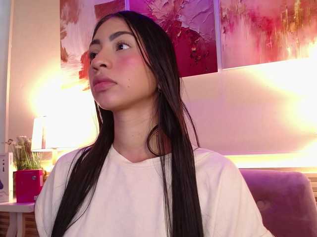 Alannah live cam on BongaCams