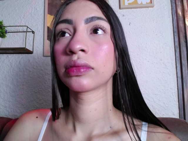 Alannah live cam on BongaCams