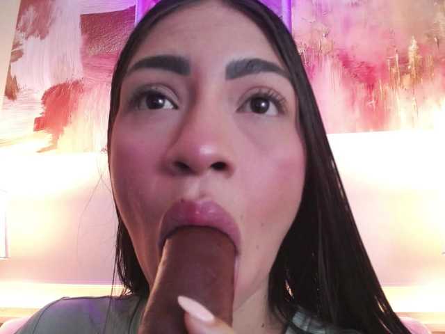 Alannah live cam on BongaCams