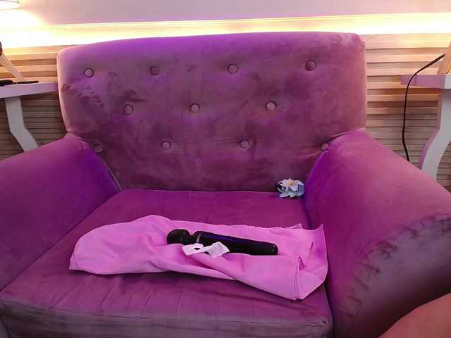 Alannah live cam on BongaCams