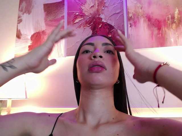 Alannah live cam on BongaCams