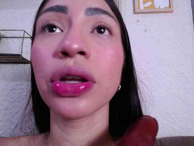Alannah webcam