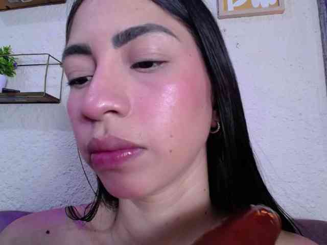 Alannah webcam