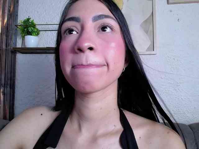 Alannah webcam