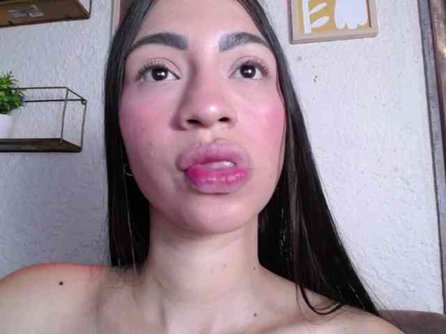 Alannah webcam
