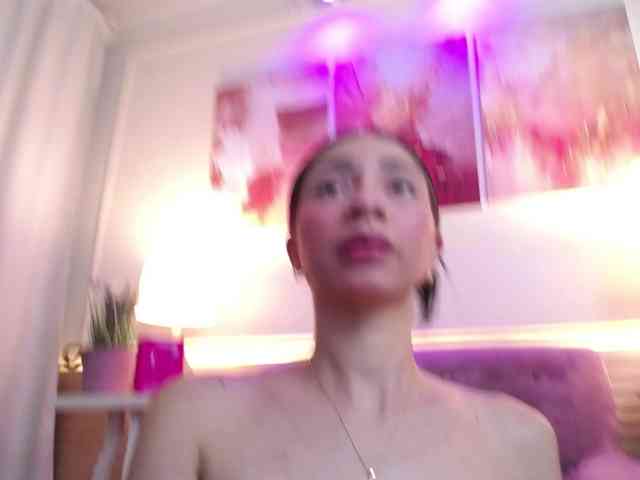 Alannah webcam