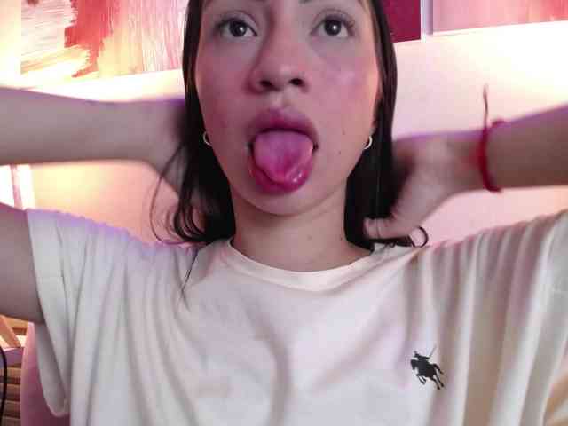Alannah webcam