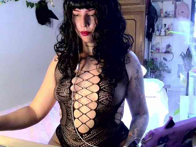 Victoriajames