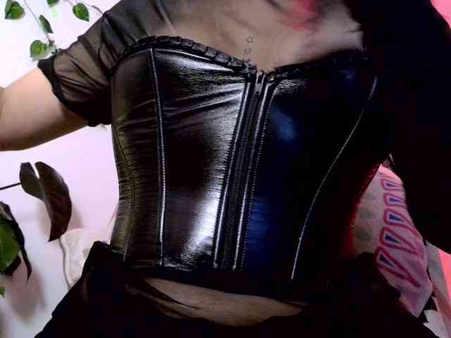 Victoriajames webcam