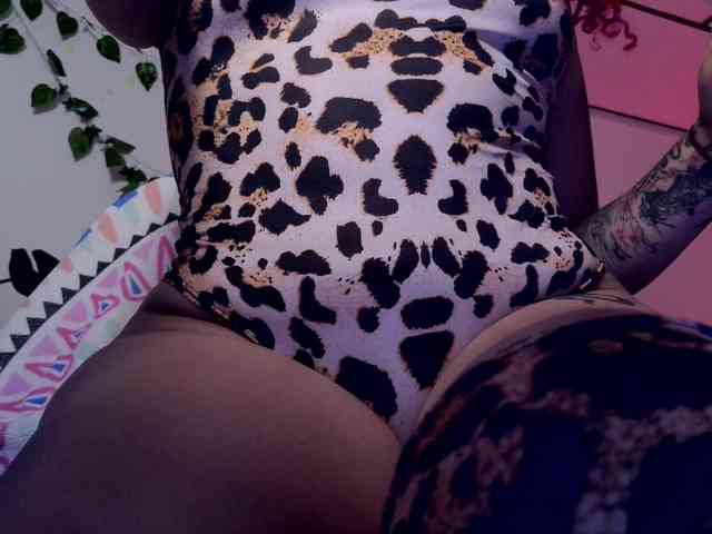 Victoriajames webcam