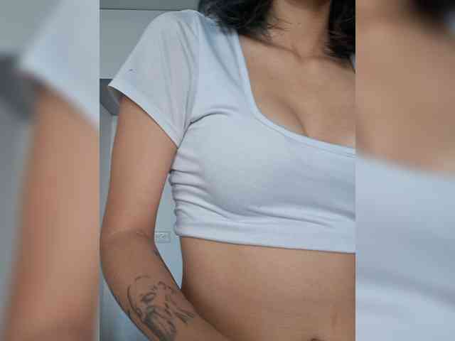 Sukulaurensaa Live Webcam on BongaCams