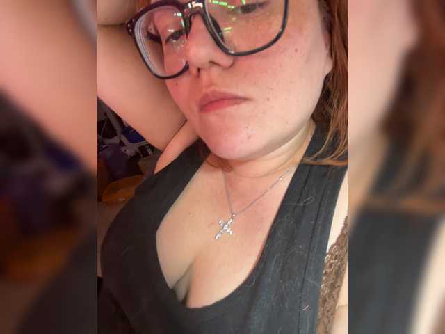 Valentinaweow live cam on BongaCams