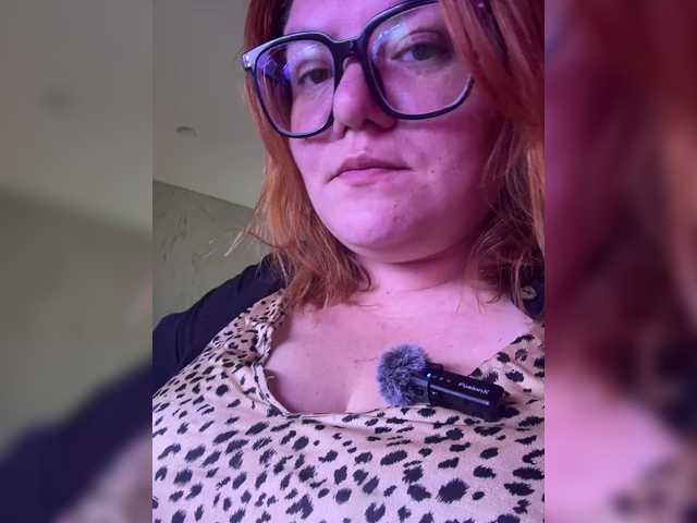 Valentinaweow live cam on BongaCams