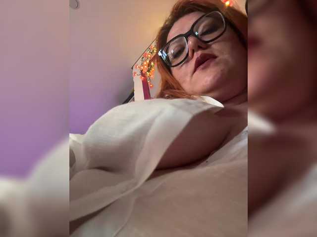 Valentinaweow live cam on BongaCams
