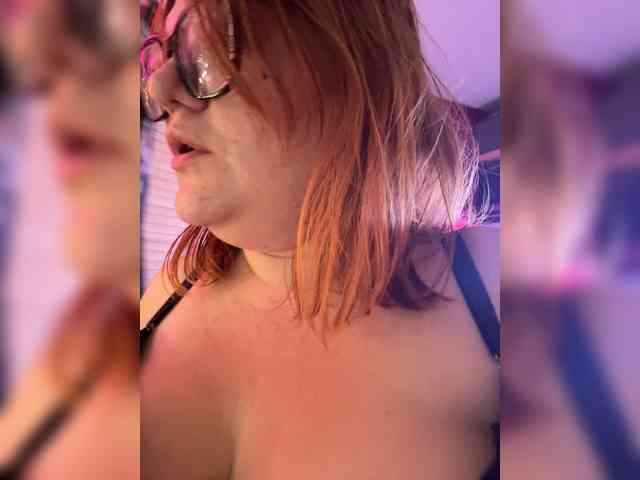 Valentinaweow webcam