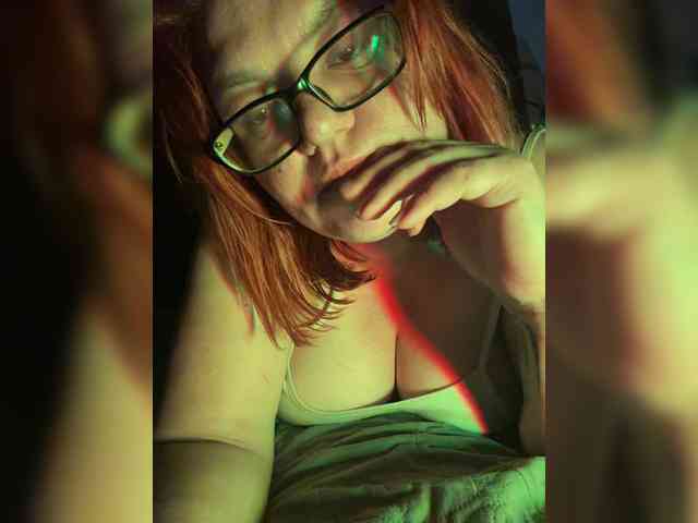 Valentinaweow webcam