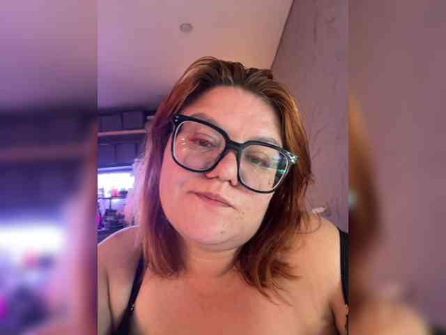 Valentinaweow webcam