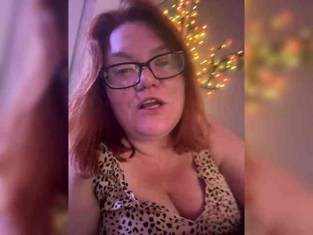 Valentinaweow webcam