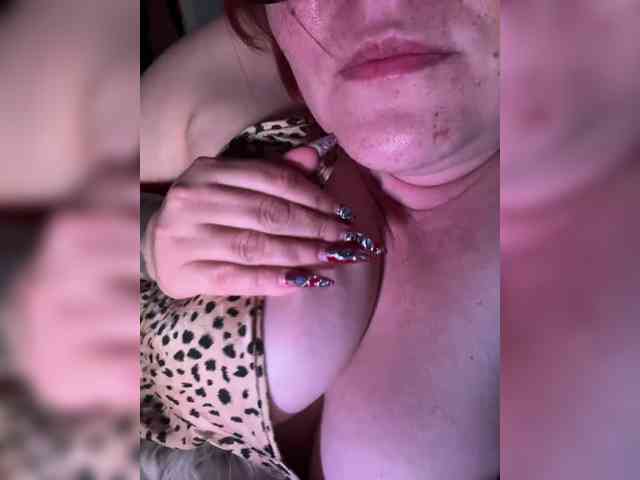Valentinaweow webcam