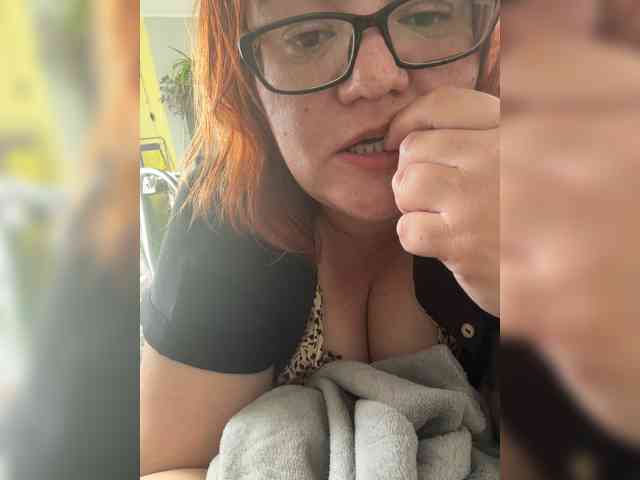 Valentinaweow webcam