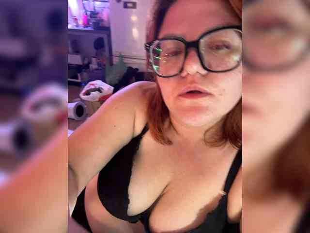 Valentinaweow webcam