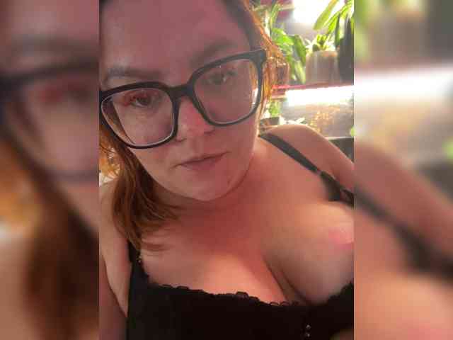 Valentinaweow webcam