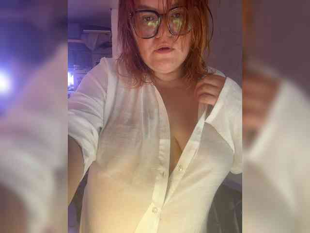 Valentinaweow webcam
