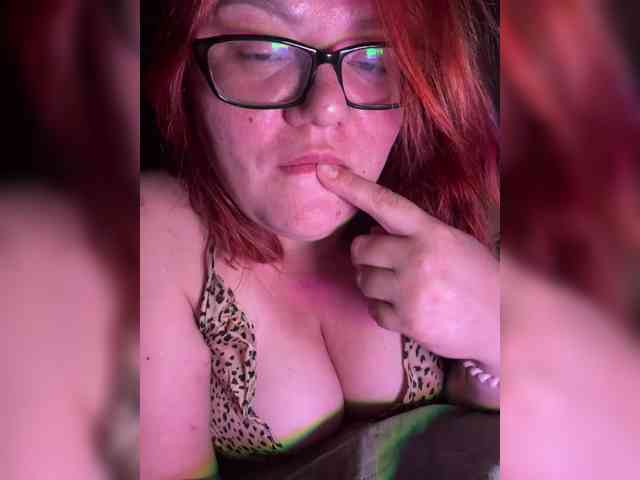 Valentinaweow webcam