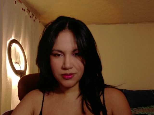 SunnyMulata live cam on BongaCams