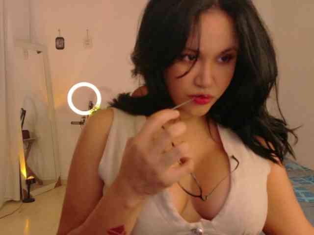 HeySunnyMulata webcam