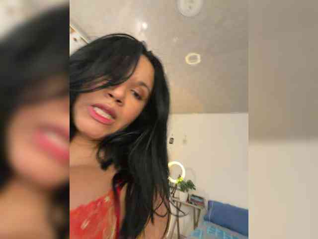 HeySunnyMulata webcam