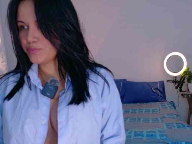 HeySunnyMulata webcam