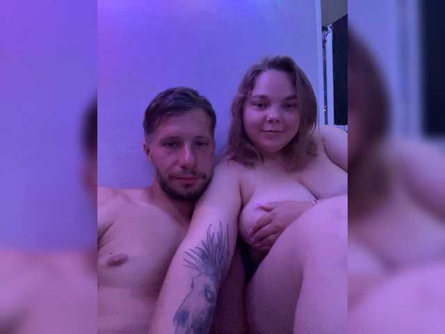 Maxxxulya live cam on BongaCams