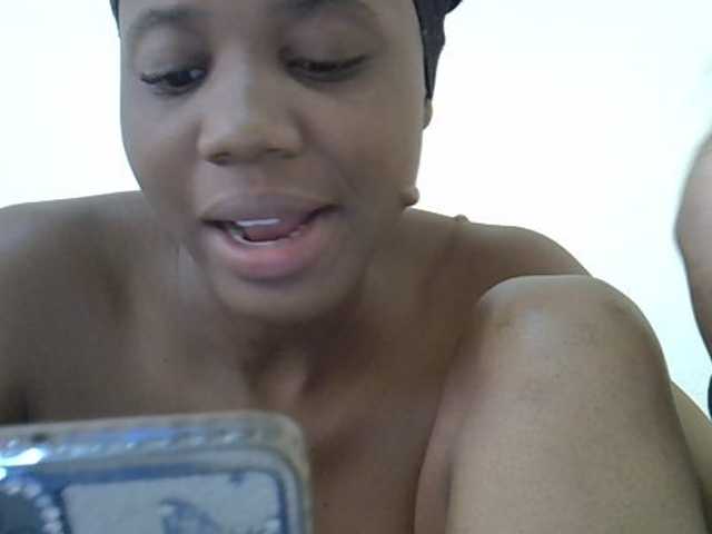 sexynaya live cam on BongaCams