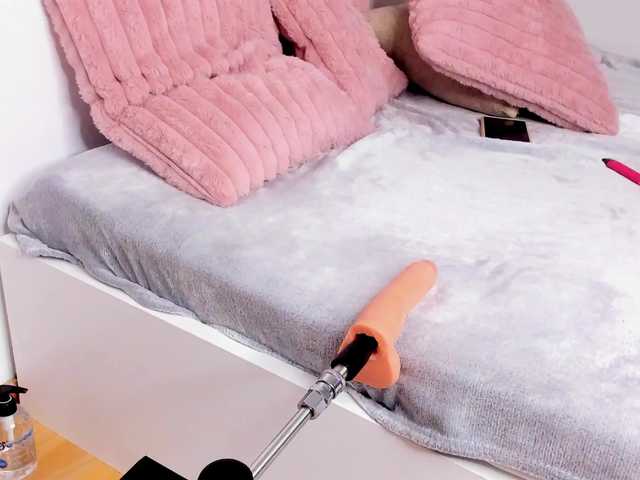 AprilHadid live cam on BongaCams