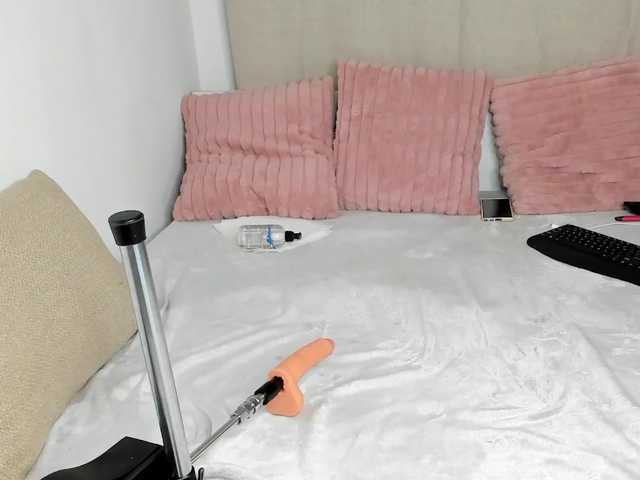AprilHadid live cam on BongaCams
