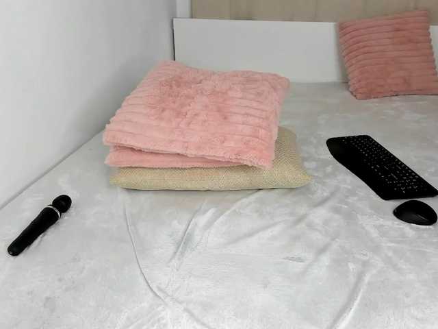 AprilHadid live cam on BongaCams
